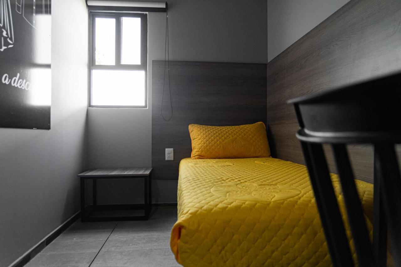 Check Inn Hostal Aeropuerto Gdl Las Pintas Exteriör bild